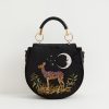 Handtassen Fable England | Deer & Moon Geborduurde Zadeltas Zwart Fluweel